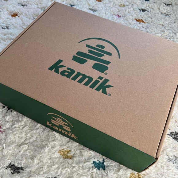 Sold - Kamik mens Forester Snow Boot size 8 - Picture 2 of 6